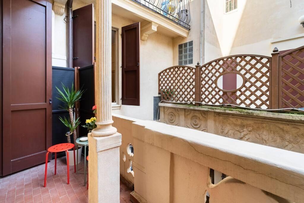 Appartamento Elegante E Centrale La Foglia D'Oro Bolonia Exterior foto